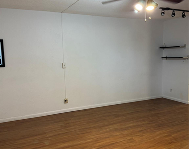 6200 Ne 22nd Way - Photo Thumbnail 7