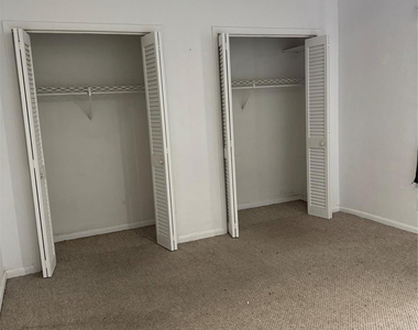 6200 Ne 22nd Way - Photo Thumbnail 9