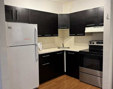 6200 Ne 22nd Way - Photo Thumbnail 3
