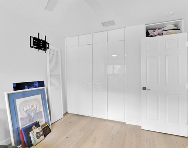 1035 Boca Cove Lane - Photo Thumbnail 55