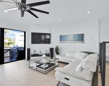 1035 Boca Cove Lane - Photo Thumbnail 21