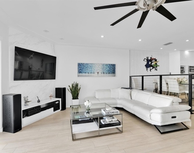 1035 Boca Cove Lane - Photo Thumbnail 26
