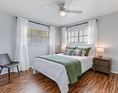 607 W Cedar Street - Photo Thumbnail 17