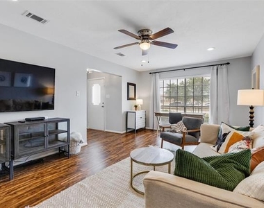 607 W Cedar Street - Photo Thumbnail 10