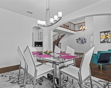 2305 Hickey Drive - Photo Thumbnail 18