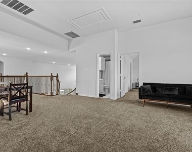 2305 Hickey Drive - Photo Thumbnail 8