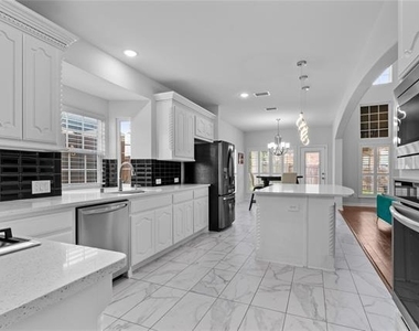 2305 Hickey Drive - Photo Thumbnail 16