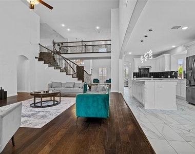 2305 Hickey Drive - Photo Thumbnail 32