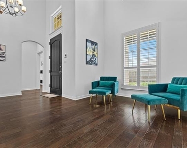2305 Hickey Drive - Photo Thumbnail 19