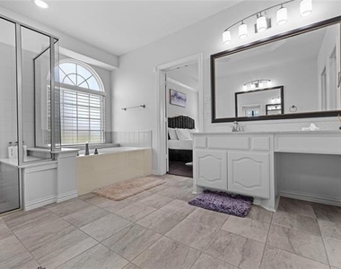 2305 Hickey Drive - Photo Thumbnail 22
