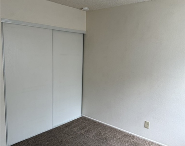 9090 Colony Place - Photo Thumbnail 12