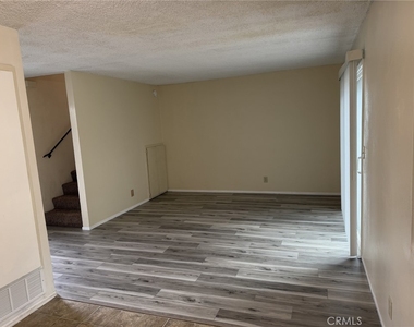 9090 Colony Place - Photo Thumbnail 7