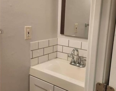 312 E Dryden Street - Photo Thumbnail 13