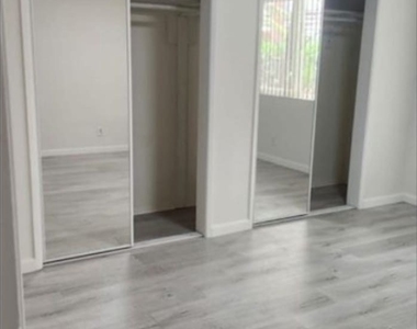 312 E Dryden Street - Photo Thumbnail 10