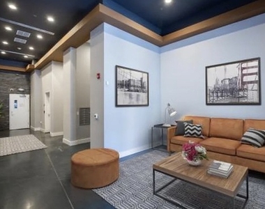 198 Academy Street - Photo Thumbnail 6