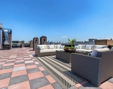 198 Academy Street - Photo Thumbnail 3