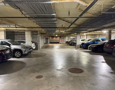 198 Academy Street - Photo Thumbnail 4