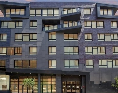 198 Academy Street - Photo Thumbnail 7
