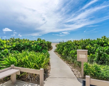 2800 N Ocean Drive - Photo Thumbnail 25