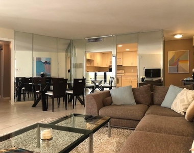 2800 N Ocean Drive - Photo Thumbnail 10