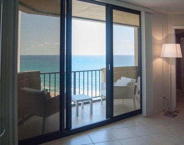 2800 N Ocean Drive - Photo Thumbnail 4