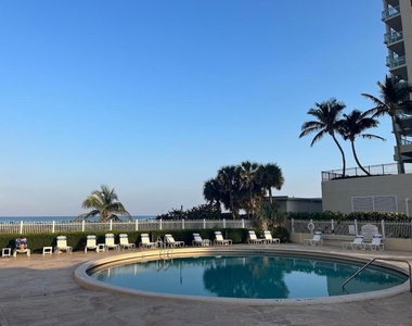 2800 N Ocean Drive - Photo Thumbnail 31
