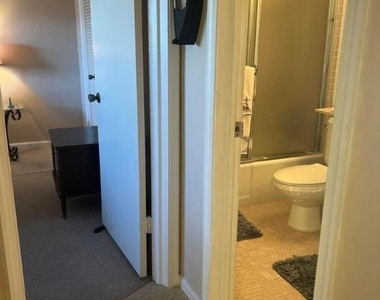 20 Yacht Club Drive - Photo Thumbnail 18