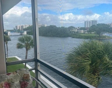 20 Yacht Club Drive - Photo Thumbnail 23