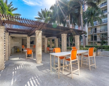 550 Okeechobee Boulevard - Photo Thumbnail 19