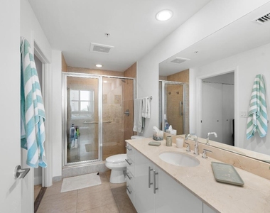 550 Okeechobee Boulevard - Photo Thumbnail 12
