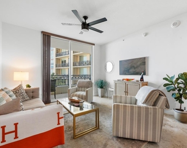 550 Okeechobee Boulevard - Photo Thumbnail 5