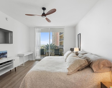 550 Okeechobee Boulevard - Photo Thumbnail 7