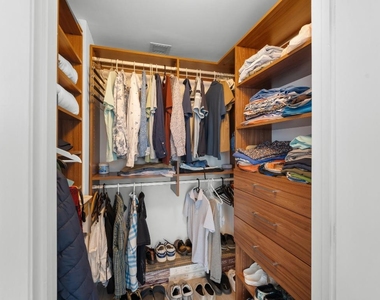 550 Okeechobee Boulevard - Photo Thumbnail 8