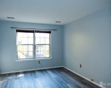 2162 Ash Court - Photo Thumbnail 17