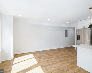 653 N Preston Street - Photo Thumbnail 12