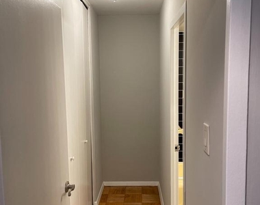 1435 4th Street Sw - Photo Thumbnail 9