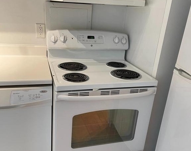 1435 4th Street Sw - Photo Thumbnail 7
