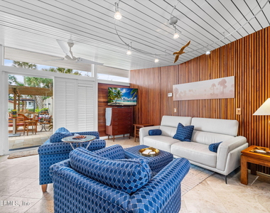 2337 Seminole Road - Photo Thumbnail 3