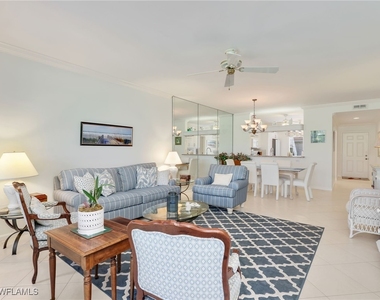 725 Saratoga Circle - Photo Thumbnail 15