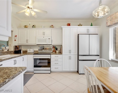 725 Saratoga Circle - Photo Thumbnail 5