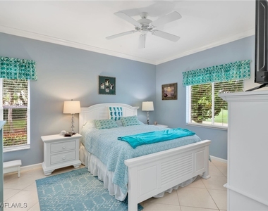 725 Saratoga Circle - Photo Thumbnail 17