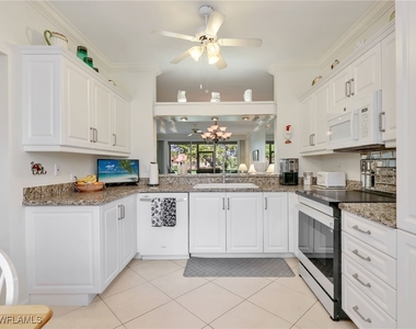 725 Saratoga Circle - Photo Thumbnail 7