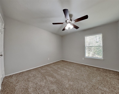 32106 Willow Creek Park - Photo Thumbnail 10