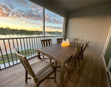 207 Indies Dr E - Photo Thumbnail 21