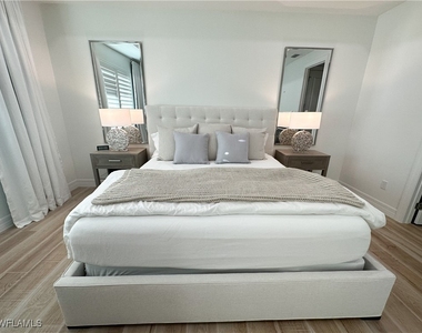 207 Indies Dr E - Photo Thumbnail 9