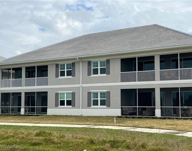207 Indies Dr E - Photo Thumbnail 27