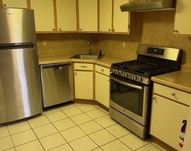 540 Holly - Photo Thumbnail 3