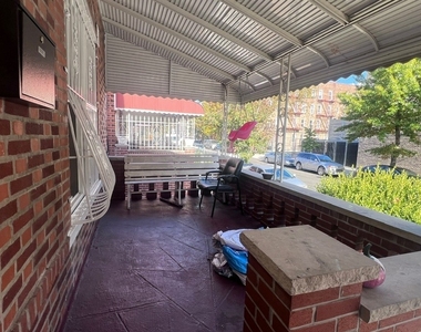 798 Miller Avenue - Photo Thumbnail 13