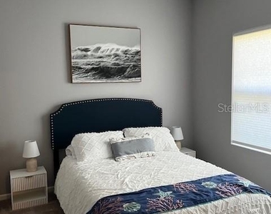 10764 70th Avenue - Photo Thumbnail 11