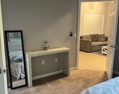 10764 70th Avenue - Photo Thumbnail 19